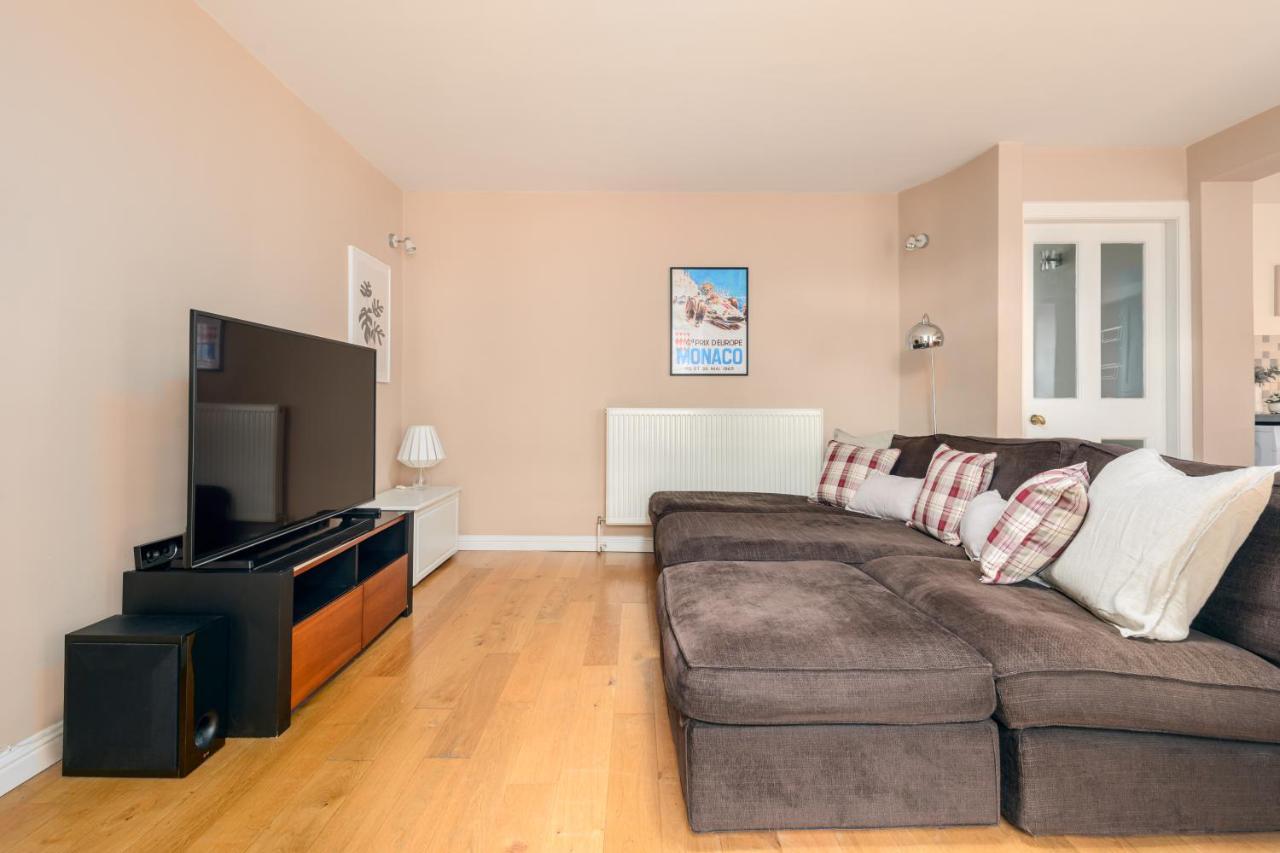 2Br New Town Garden Apartment เอดินบะระ ภายนอก รูปภาพ